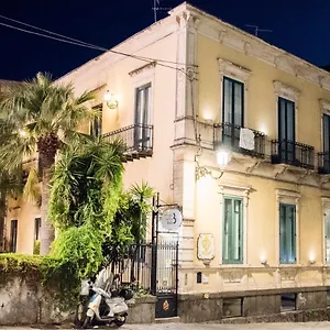 Etnea 668 3*, Catania Italien
