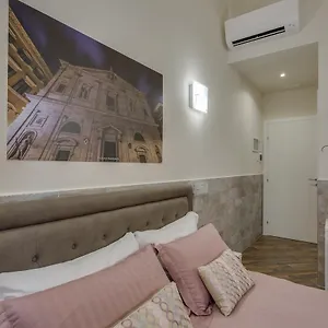 Navona Charme 3*, Rom Italien