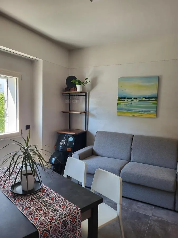 Via Goito 25 Rooms & Apartment Peschiera del Garda 0*,  Italy
