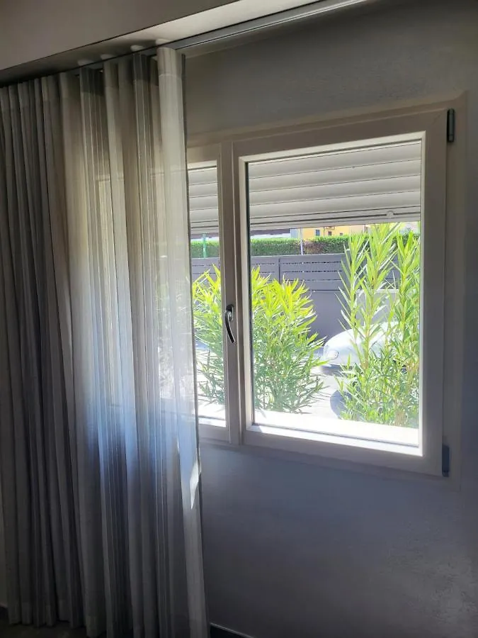 Via Goito 25 Rooms & Apartment Peschiera del Garda 0*,