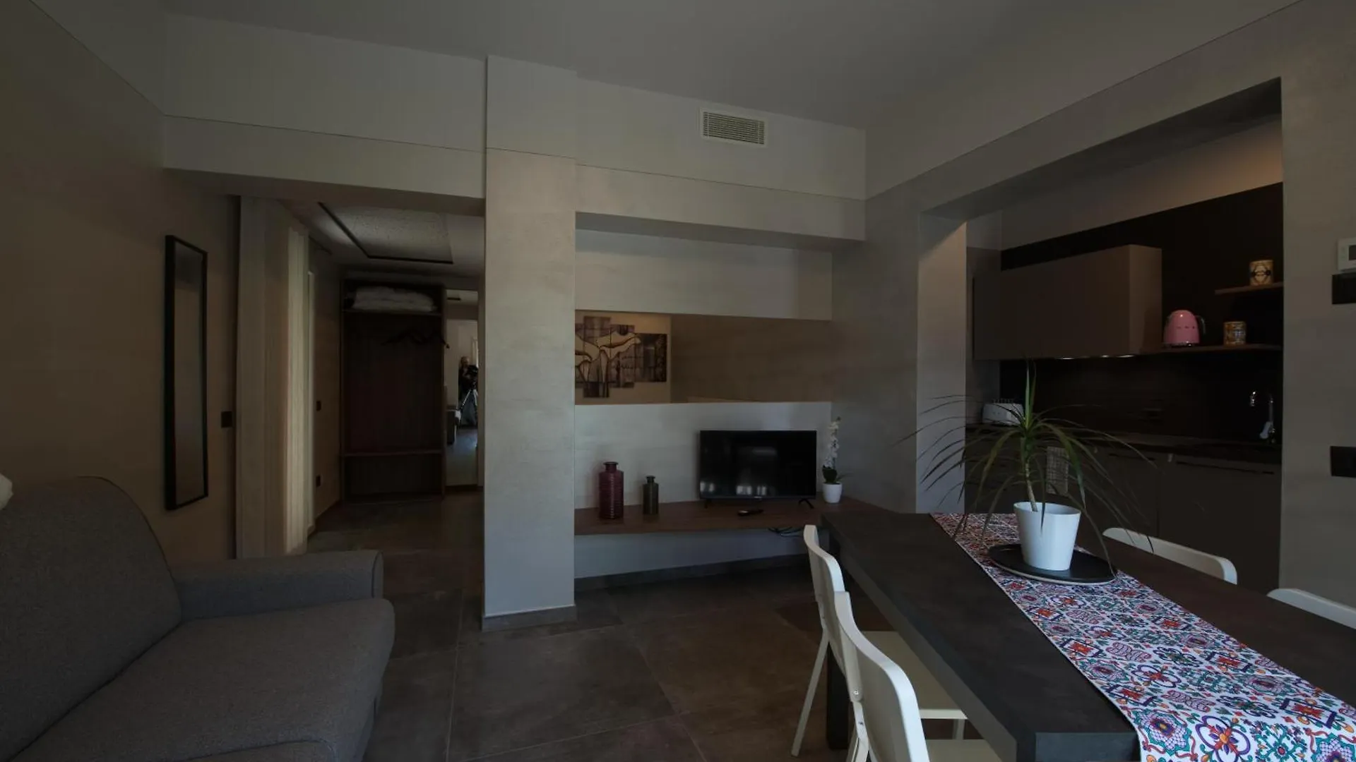 Guest house Via Goito 25 Rooms & Apartment Peschiera del Garda Italy