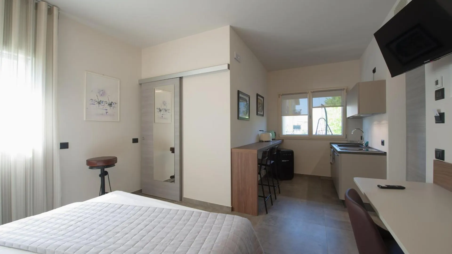 Via Goito 25 Rooms & Apartment Peschiera del Garda