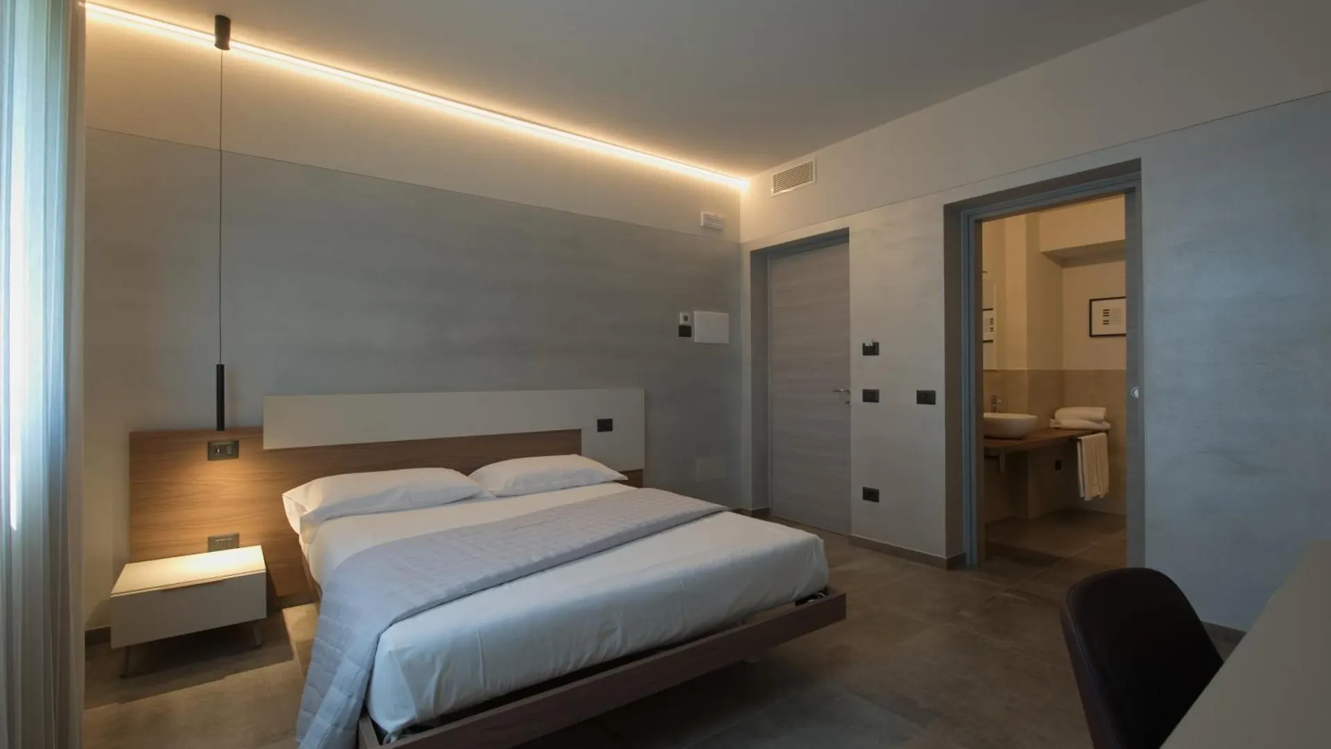 Via Goito 25 Rooms & Apartment Peschiera del Garda Italy