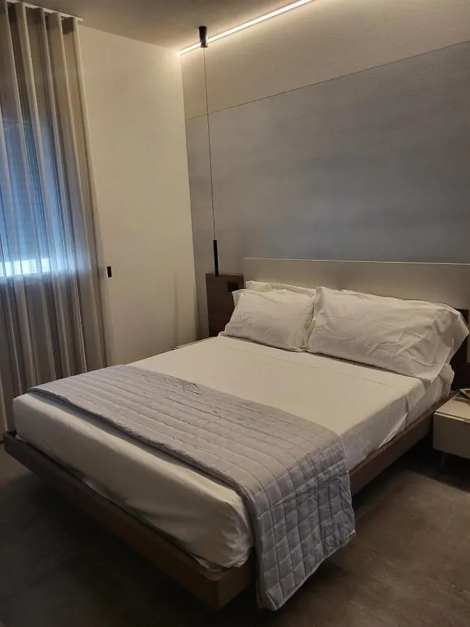 Via Goito 25 Rooms & Apartment Peschiera del Garda 0*,  Italy